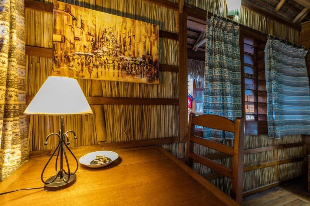 Chez Maggie Hotel & Restaurant Морондава Екстериор снимка